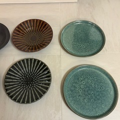 ブランド品あり　大皿7枚セットの画像