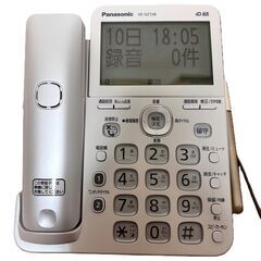 Panasonic　パナソニック　コードレス電話機　VE-GZ728DLE　子機付き　の画像