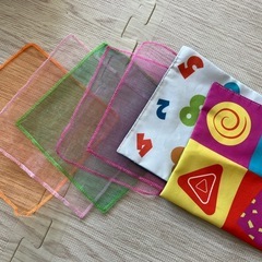 布製 ティッシュケース おもちゃ 知育玩具 数字 カラフルの画像