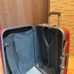 キャリーケースの画像