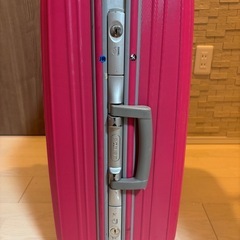 キャリーケースの画像