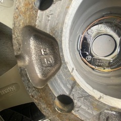 205/60R16 16インチアルミホイールの画像