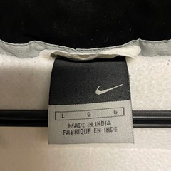 Nike Juventus ナイロンジャケット ホワイトの画像