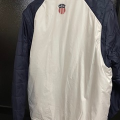 TaylorMade ナイロンジャケット Oサイズ ホワイト/ネイビーの画像