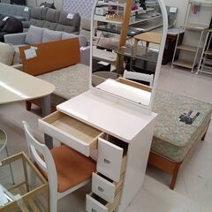 リユースのサカイ栃木店★ジモティ割あり★  ドレッサー ホワイト W60×D40.2×H153 クリーニング済み TC11922の画像