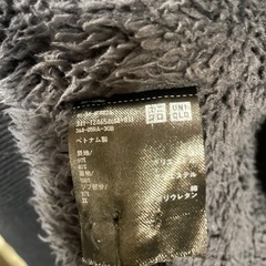 黒 フルジップ フード付きパーカーの画像