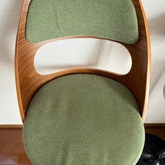 カウンターチェア（緑）の画像