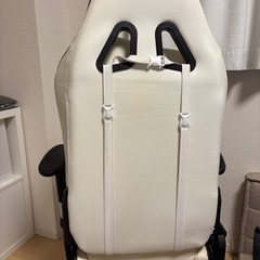 ゲーミングチェアの画像