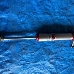 スノーモービル Polaris  ショックの画像