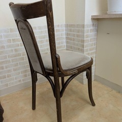 アンティーク調チェアー 2脚の画像