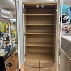 ☆ドリーム荒牧店☆ジモティー割引有☆【クリーニング済み】2枚扉食器棚の画像