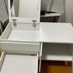 ドレッサー ローテーブルの画像