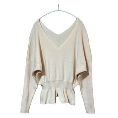 UR'S ユアーズ ペプラム ドルマン 長袖 ニット セーター アイボリー Ｍの画像