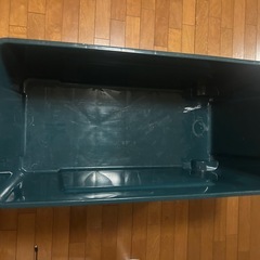 タイヤ付き工具箱入れの画像