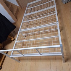【受渡者確定】アルミベッドフレームの画像