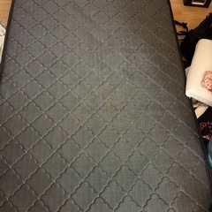 セミダブルのすのこベットとマットレスの画像