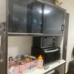 食器棚の画像