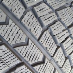 冬 VW ワーゲン【富山】Tロック T-ROK パサート ザ THE ビートル 16インチ 215/60R16 ダンロップ 冬 アウディ Q2 中古/４本 BMW ベンツ PCD112の画像