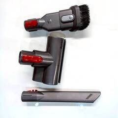 dyson/ダイソン コードレスクリーナー V8 fluffy スタンド付の画像