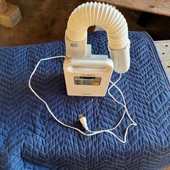 アイリスオーヤマ　ふとん乾燥機の画像