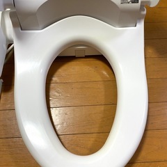 TOTO温水便座　TCF 2222型の画像