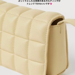 キルティング　スクエア　ショルダーバッグの画像