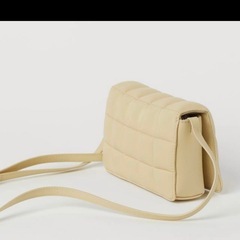 キルティング　スクエア　ショルダーバッグの画像