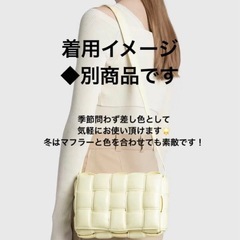 キルティング　スクエア　ショルダーバッグの画像