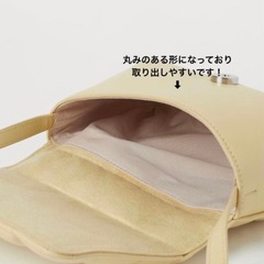 キルティング　スクエア　ショルダーバッグの画像