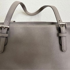 マイケルコーストートバッグの画像
