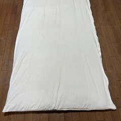 敷布団シングル枕付きの画像