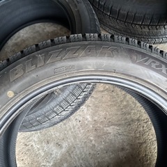 225/50R18ブリジストンVRX2スタッドレスタイヤ4本の画像