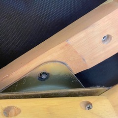 ダイニング　回転椅子とベンチ椅子の画像