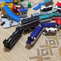 プラレール　トミカ まとめセット　二階建て　踏切　　マイステーション　山手線　はやぶさ　こだま　成田エクスプレスの画像