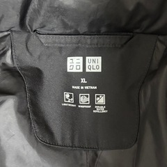 ユニクロ　シームレスダウンパーカ　XLの画像