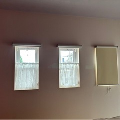 ロールカーテン　３つの画像