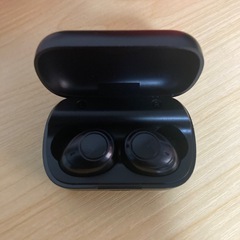 ダイソー　完全ワイヤレスイヤホン　Bluetooth Daisoの画像