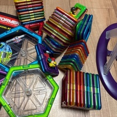 マグフォーマー　　マグネットのブロックの画像