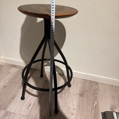 スツール、植物台、無垢アイアンの画像