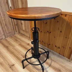 アメリカンダイナバースツール2脚×アメリカンハイテーブル3点セット(12月25日までの出品)の画像