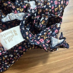 h&mワンピース 1歳　12-18m  80センチワンピース　80の画像