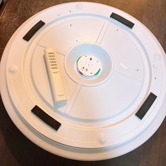 電気　蛍光灯照明の画像