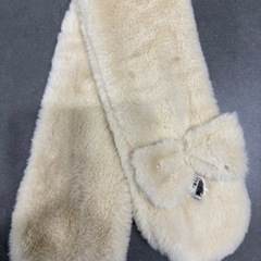 リボン付きマフラーの画像