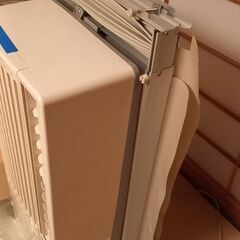 窓取り付けエアコンの画像