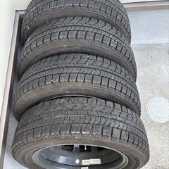 スタッドレスタイヤ【ブリヂストン】４本セットの画像