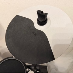 お譲り先決定【中古•訳あり】電子ドラム（キッズ用）の画像