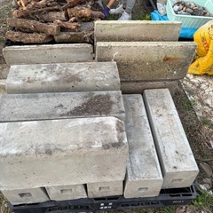 無料！ U字溝 ブロック 大サイズ DIY 外構 道路 石 自然石 の画像