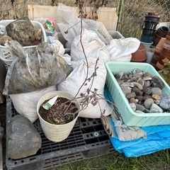 無料！ U字溝 ブロック 大サイズ DIY 外構 道路 石 自然石 の画像