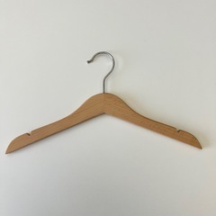 IKEA 子供用 木ハンガー 30本セットの画像