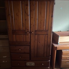 洋服タンスの画像